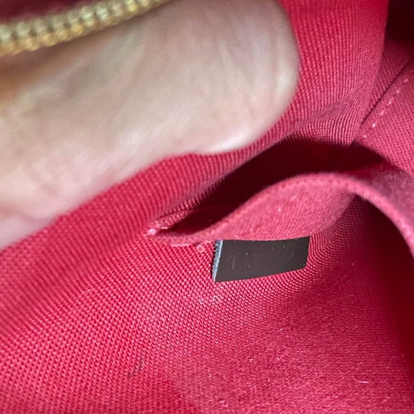 Louis Vuitton Alma PM - Picture 8 of 11